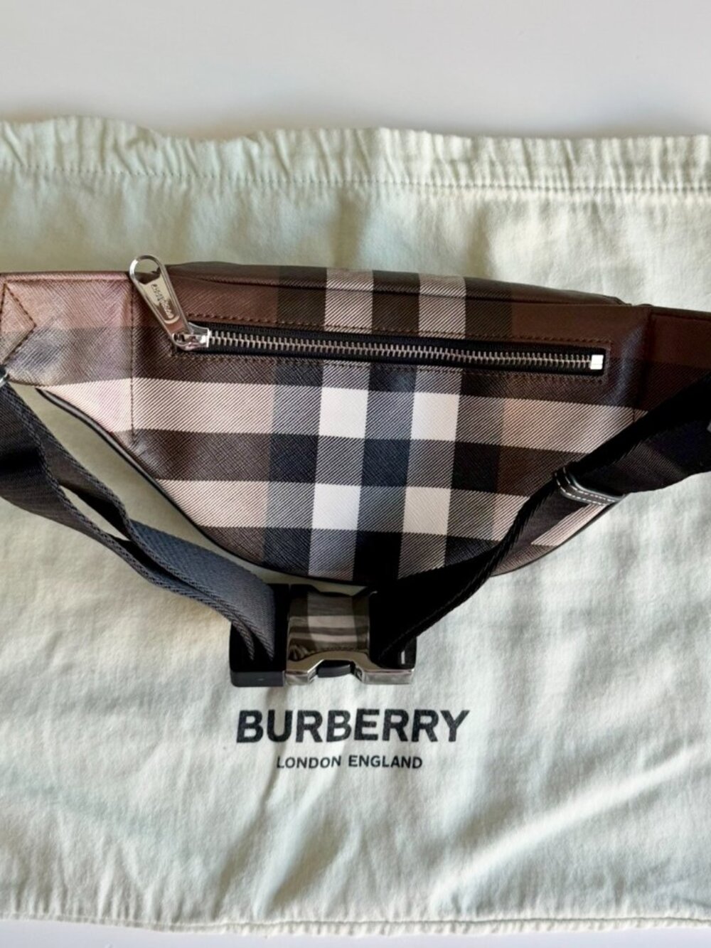 Burberry Cason Bum Body Bag - Dark Birch Brown - Picture 5 of 7